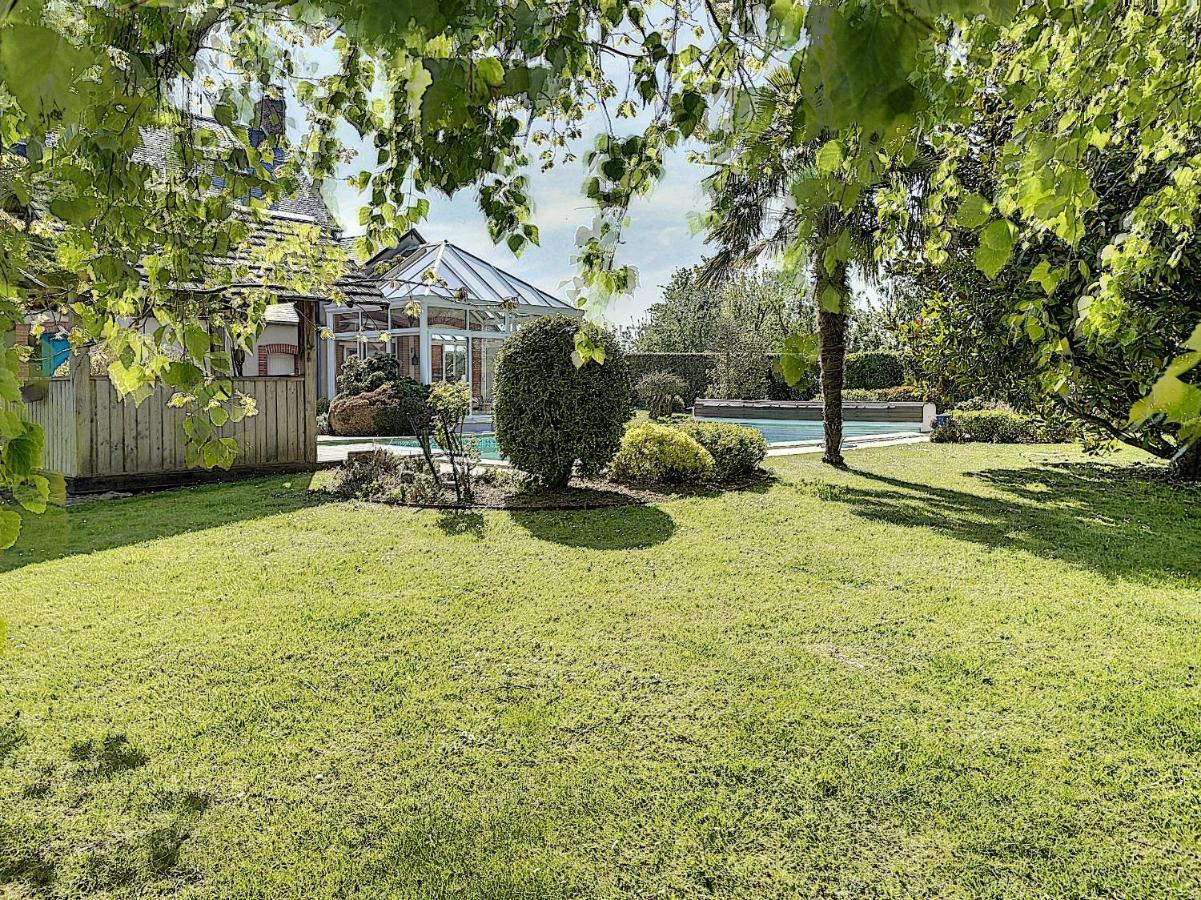 Gite De Charme "La Maison Saint-Leonard" Avec Piscine, Spa, Vue Sur Le Mont Saint-Michel Vains Eksteriør bilde