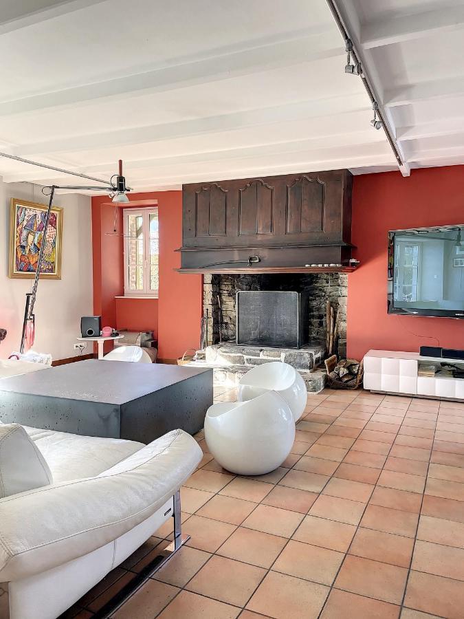 Gite De Charme "La Maison Saint-Leonard" Avec Piscine, Spa, Vue Sur Le Mont Saint-Michel Vains Eksteriør bilde
